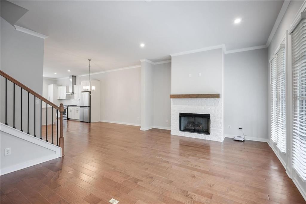812 Snider Walk Ne Property Photo 4