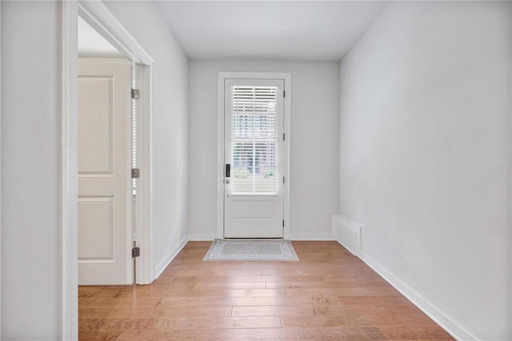 812 Snider Walk Ne Property Photo 11