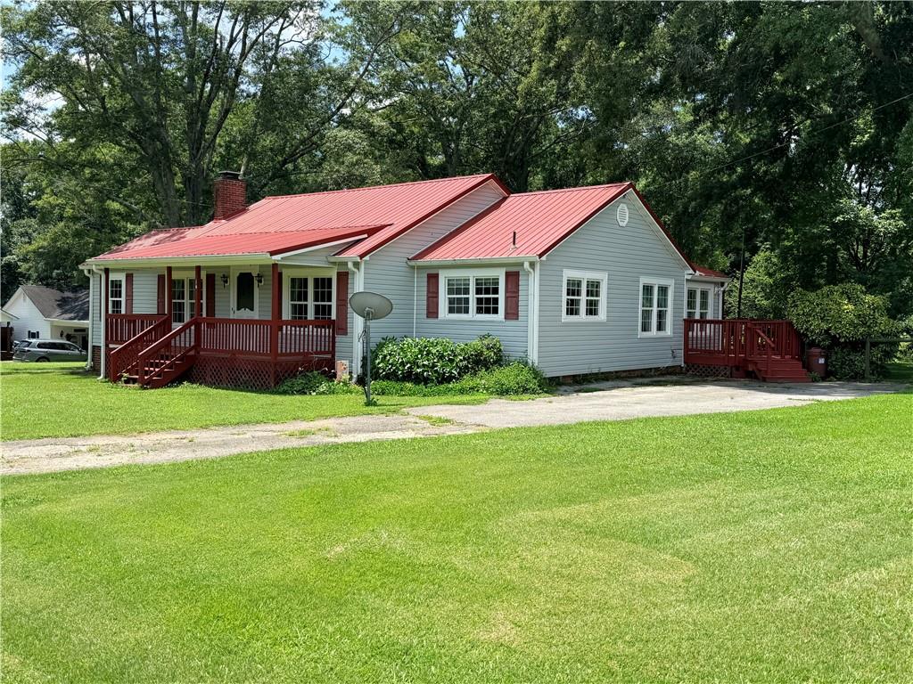 16 Garrett Avenue Property Photo 1