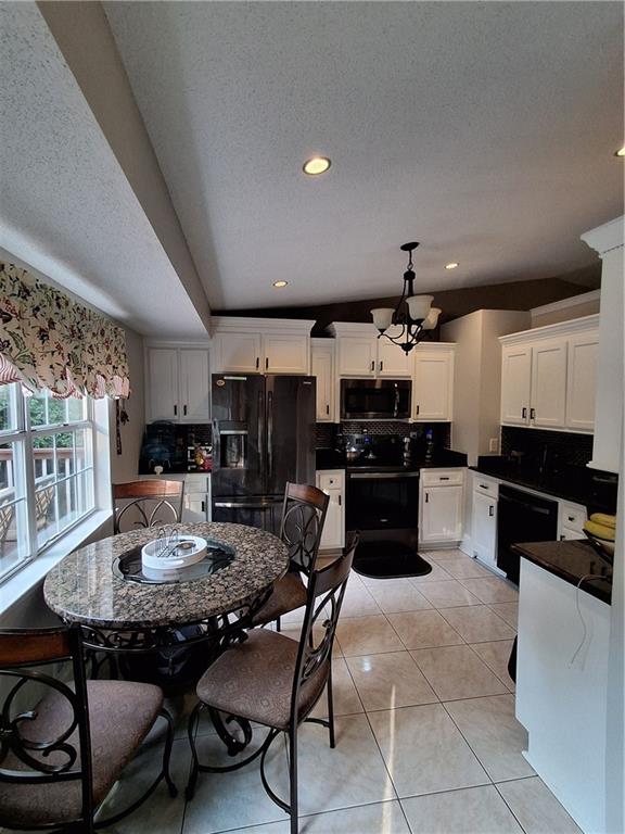 1142 Riverside Trace Property Photo 4
