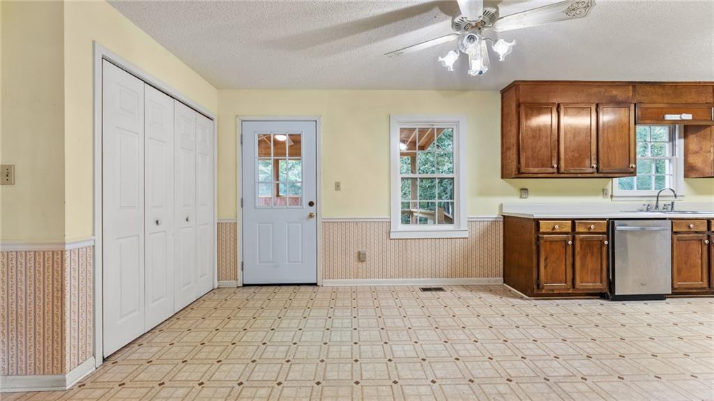 47 Gentry Court Property Photo 9