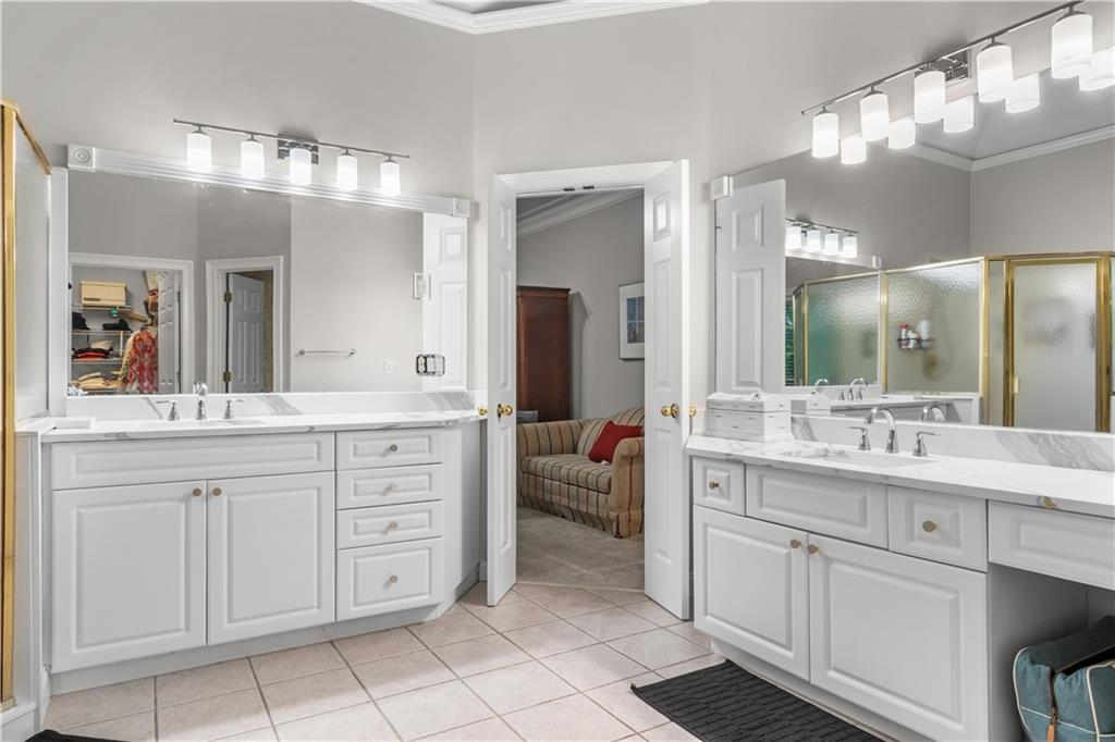 4926 Red Cliff Court Property Photo 21
