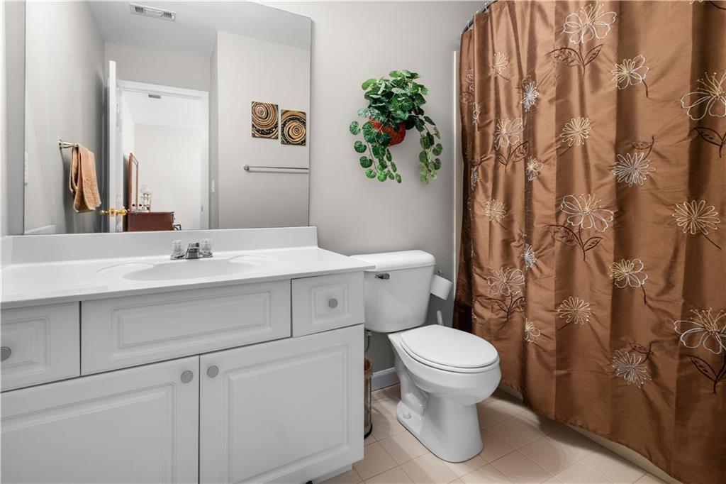 4926 Red Cliff Court Property Photo 28