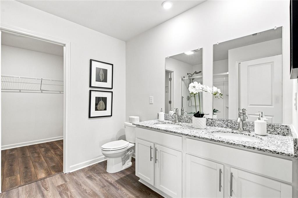 552 Pemberton Street Property Photo 16
