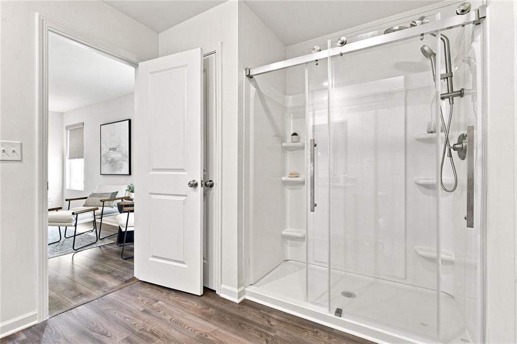 552 Pemberton Street Property Photo 17