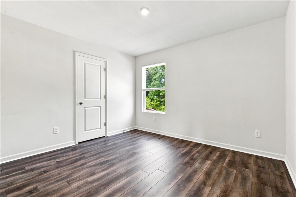 552 Pemberton Street Property Photo 21
