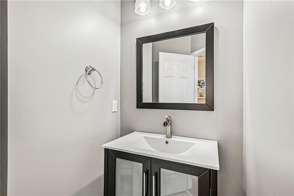 4865 Silver Leaf Drive Property Photo 16