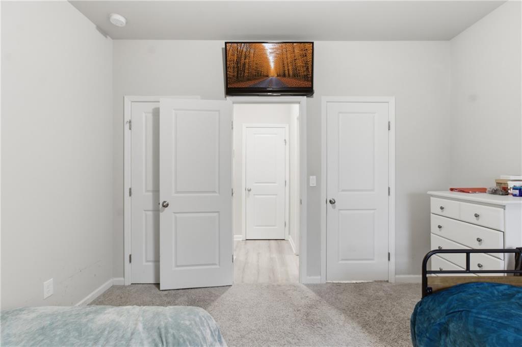 106 Creekside Bluff Way Property Photo 23