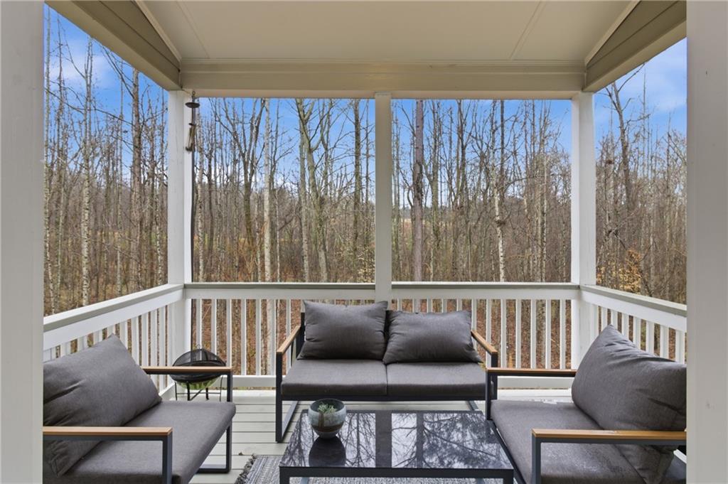 106 Creekside Bluff Way Property Photo 27