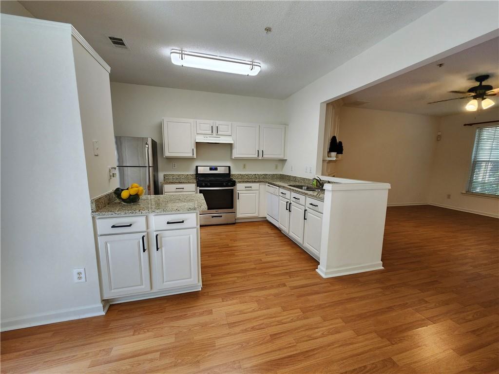2175 Whitestone Place Property Photo 5