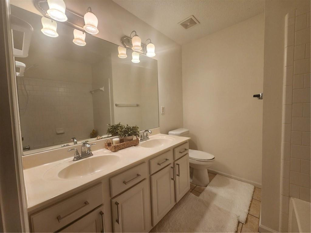2175 Whitestone Place Property Photo 10