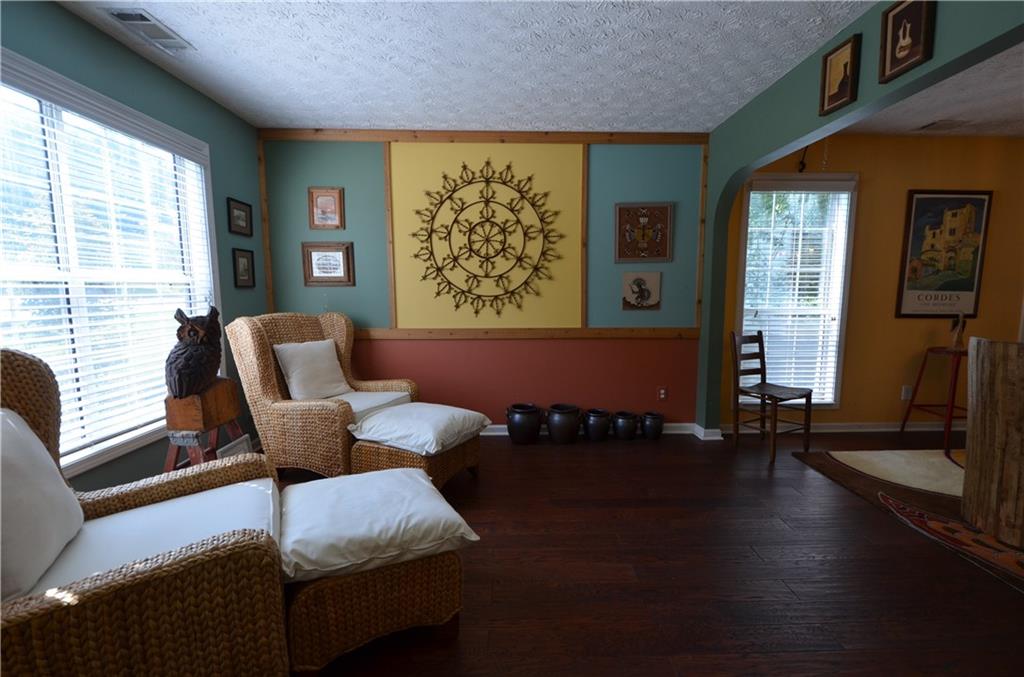 2513 Baysridge Drive Nw Property Photo 6