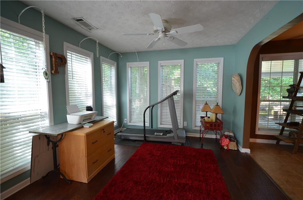 2513 Baysridge Drive Nw Property Photo 11