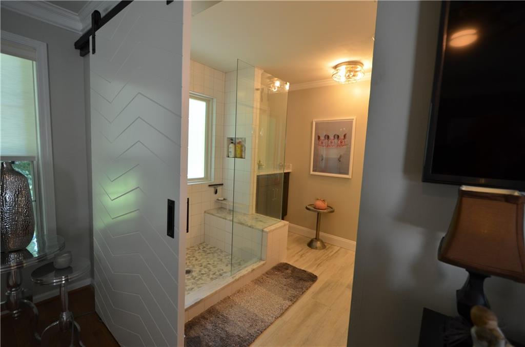 2513 Baysridge Drive Nw Property Photo 34