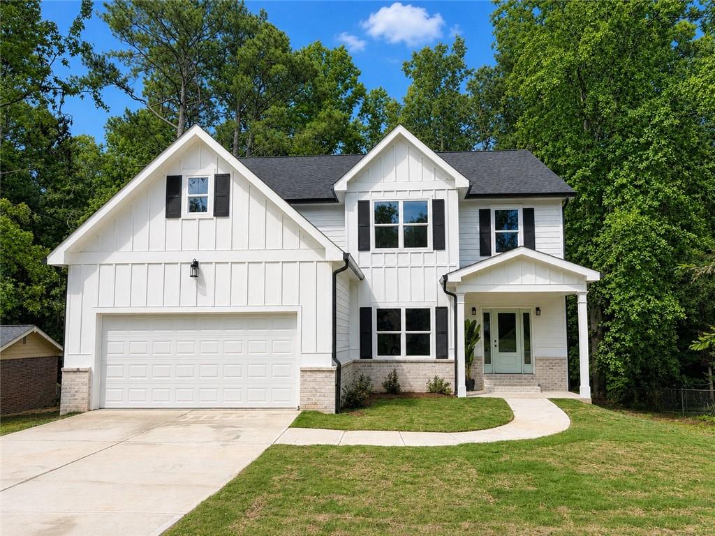 6104 Wandering Way Property Photo 1