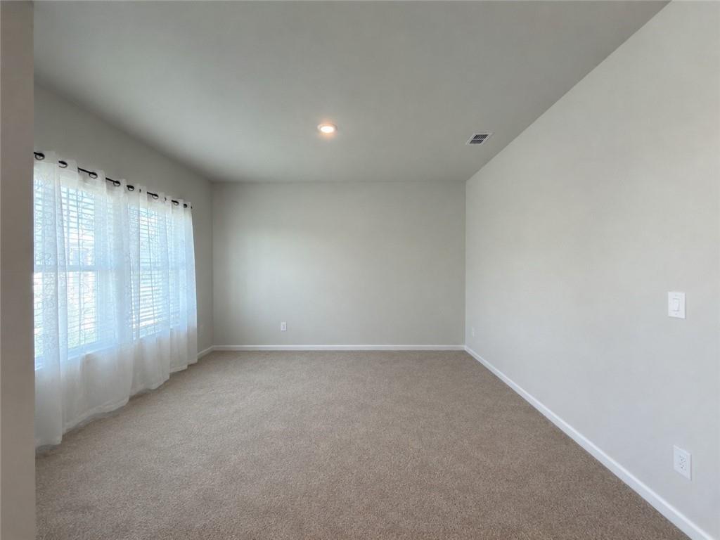 2414 Martin Spring Bend Property Photo 3