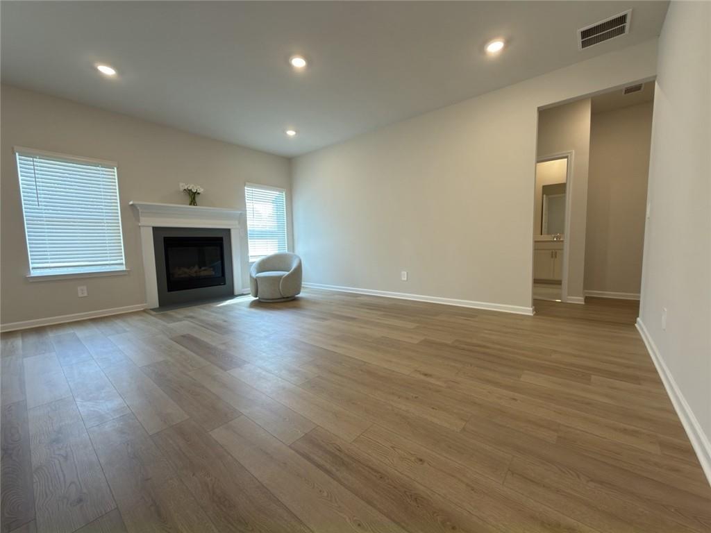 2414 Martin Spring Bend Property Photo 7