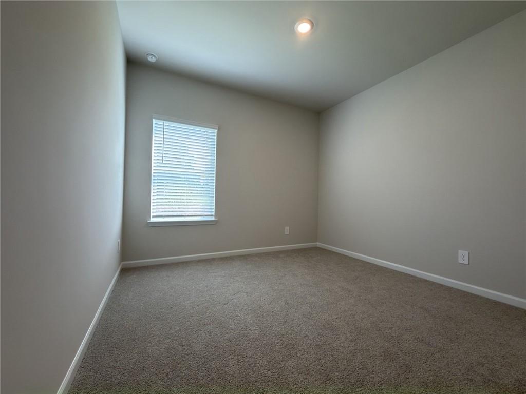 2414 Martin Spring Bend Property Photo 14