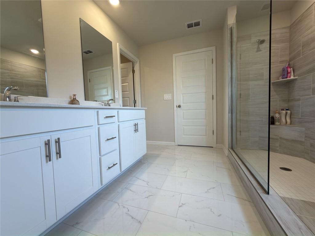 2414 Martin Spring Bend Property Photo 24