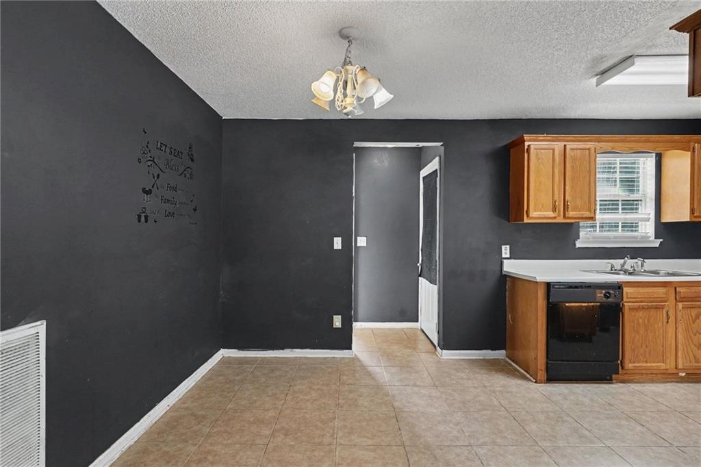 167 Bonnies Way Property Photo 8