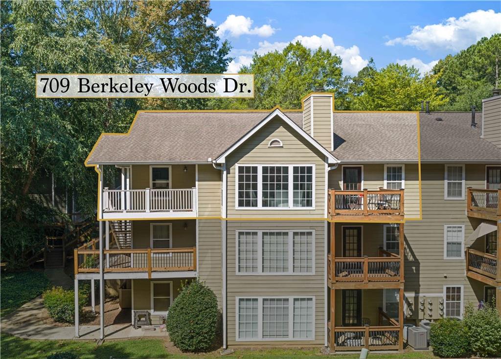 709 Berkeley Woods Drive Property Photo 1