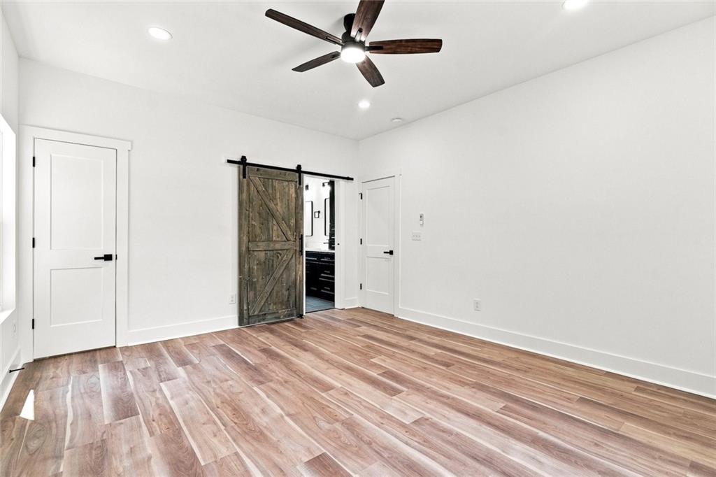 2847 Mitchell Place Property Photo 10