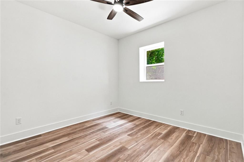 2847 Mitchell Place Property Photo 15