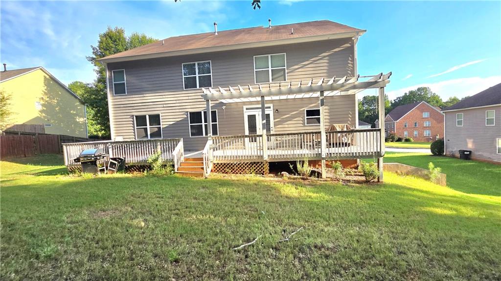 55 Colonial Court Property Photo 4