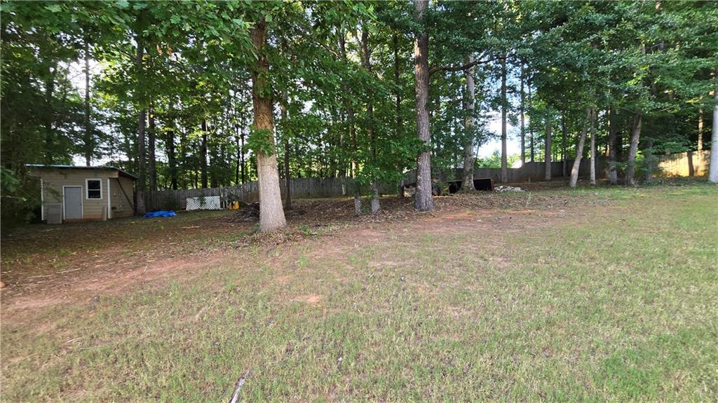 55 Colonial Court Property Photo 5