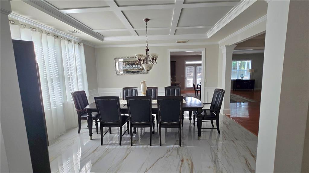 55 Colonial Court Property Photo 12