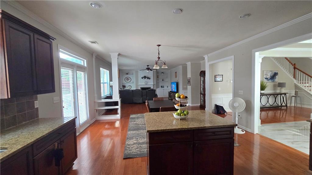 55 Colonial Court Property Photo 16