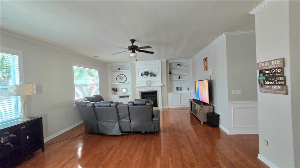 55 Colonial Court Property Photo 18