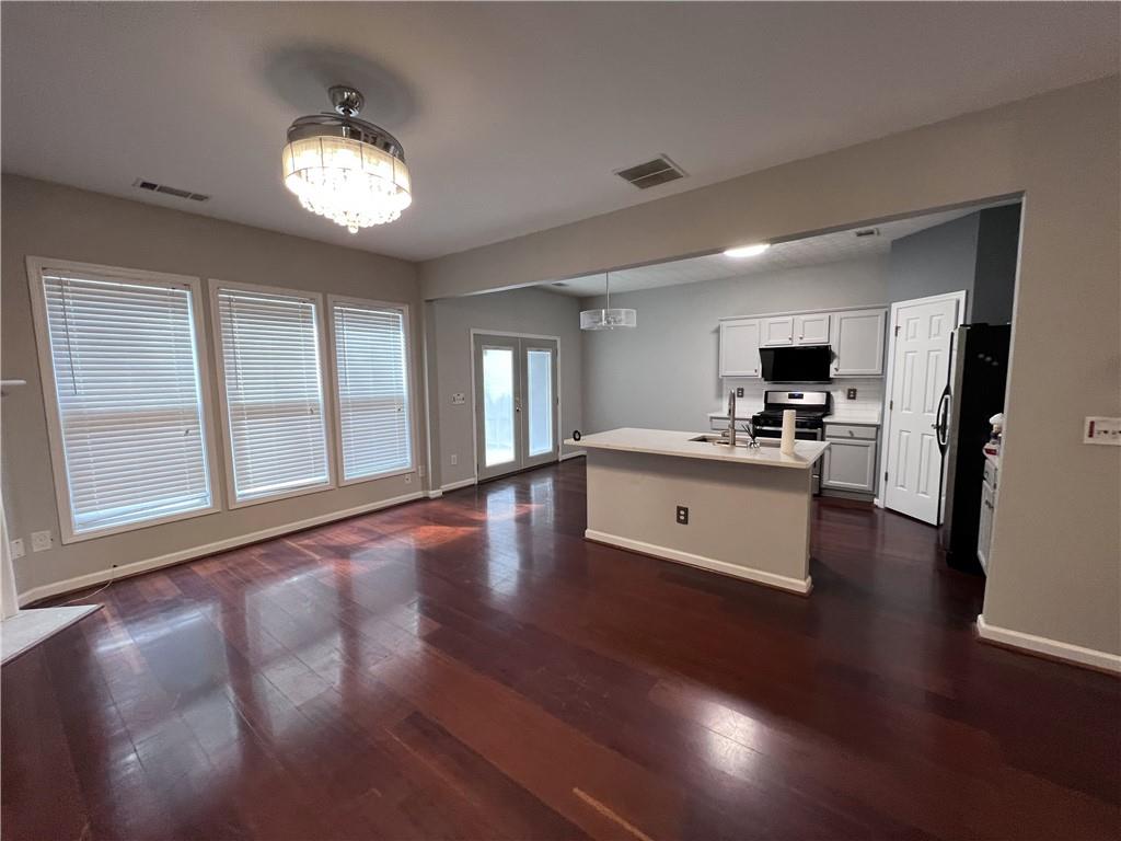 4234 Windale Drive Property Photo 5