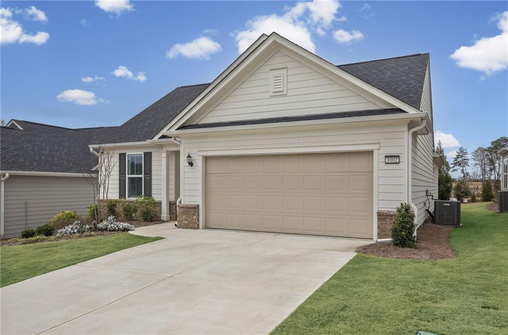 1002 Dirr Drive Property Photo 3