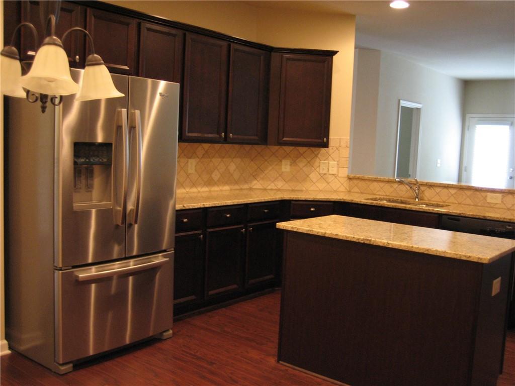 5930 Vista Brook Drive Property Photo 3