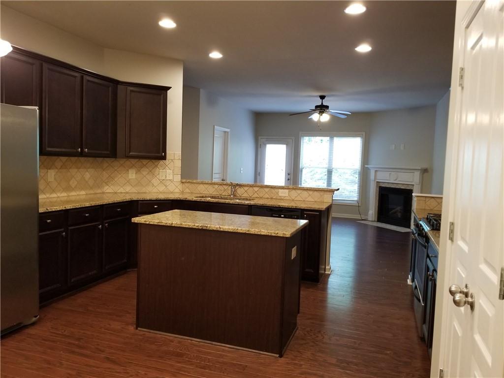 5930 Vista Brook Drive Property Photo 5