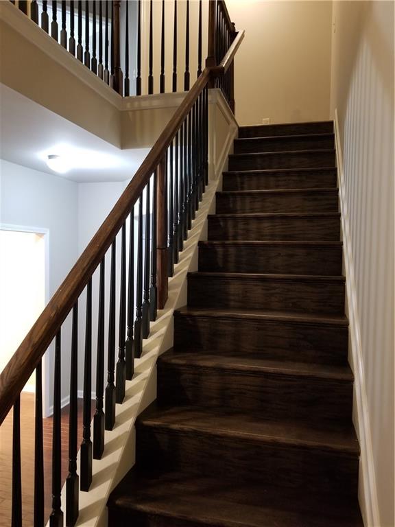 5930 Vista Brook Drive Property Photo 8