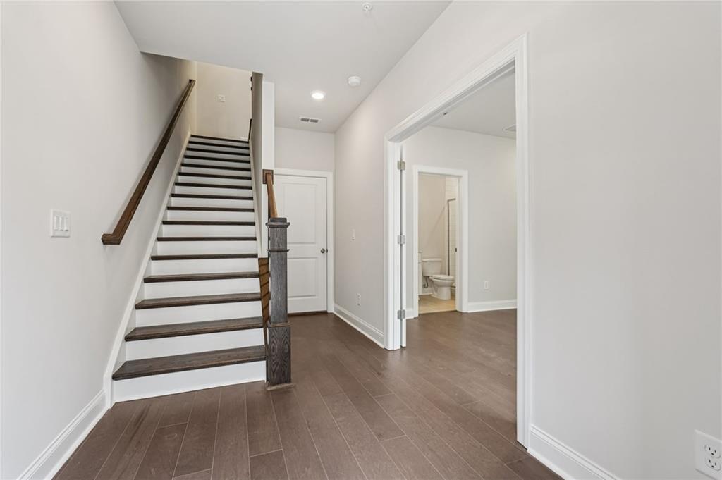225 Midnight Oak Run Unit 7 Property Photo 9