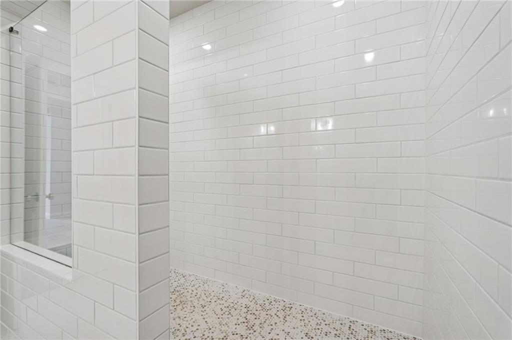 225 Midnight Oak Run Unit 7 Property Photo 28