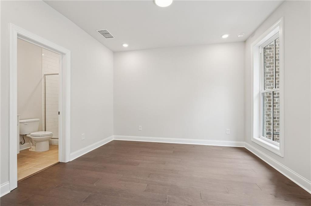 225 Midnight Oak Run Unit 7 Property Photo 38