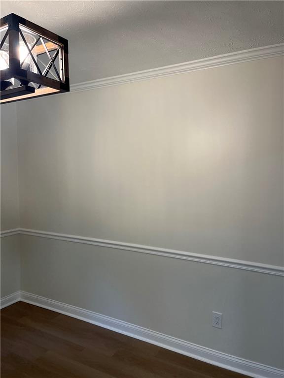 204 Groveland Drive Property Photo 9