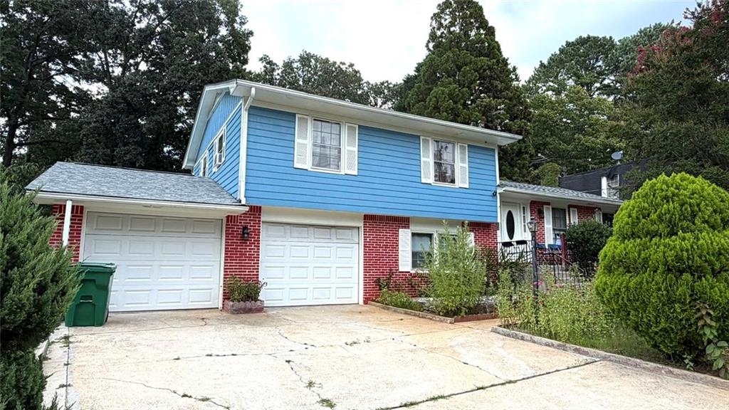 4514 King Lear Drive Property Photo 4