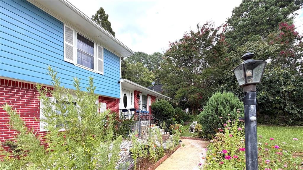 4514 King Lear Drive Property Photo 6