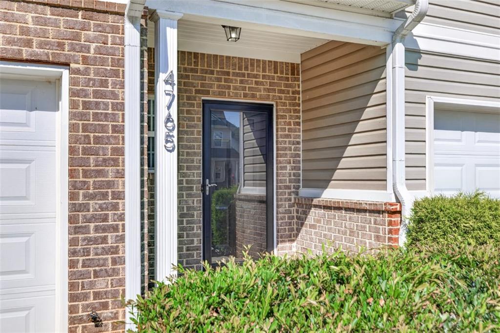 4765 Beacon Ridge Lane Property Photo 4
