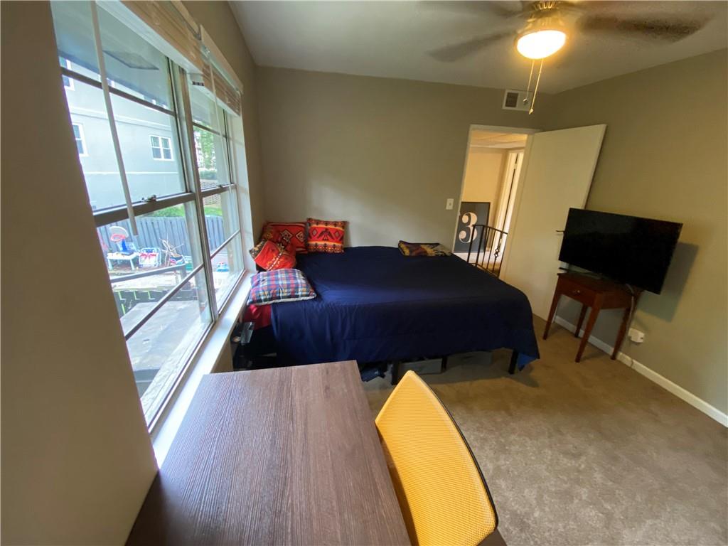 290 Lakemoore Drive Ne Unit B Property Photo 20
