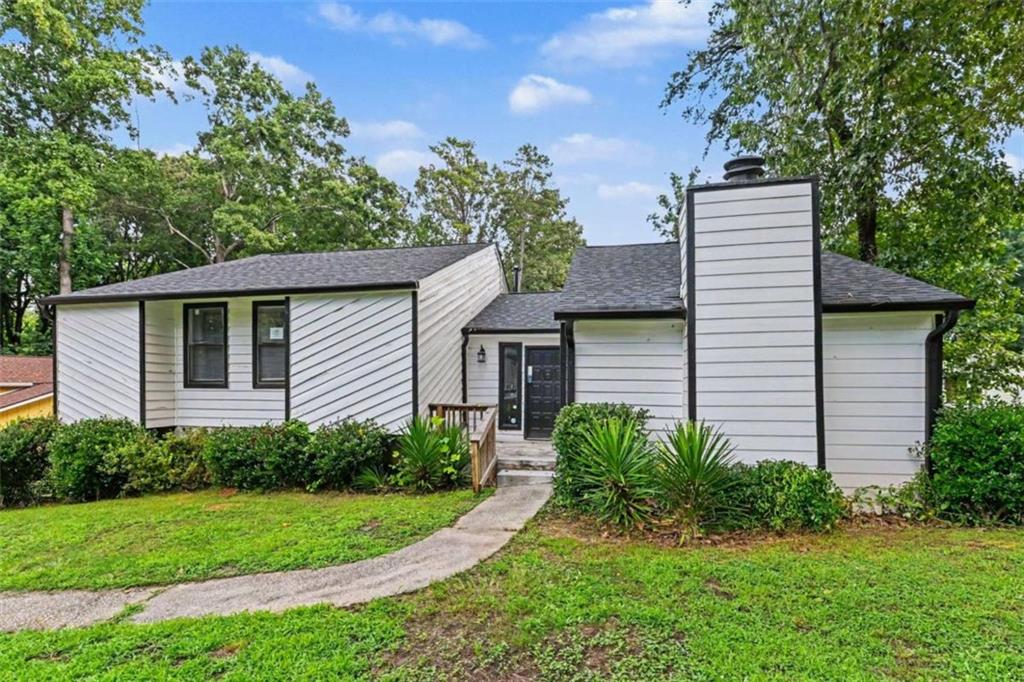 1144 Cedar Log Place Property Photo 2