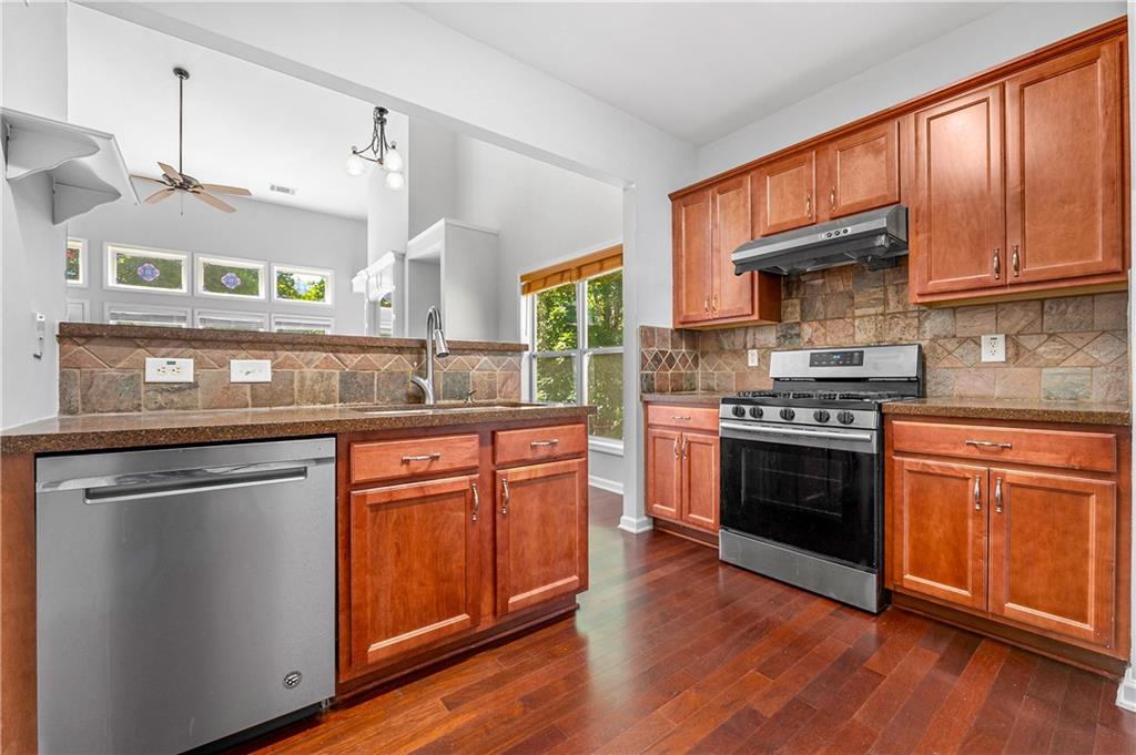 2113 Worrall Hill Drive Property Photo 18