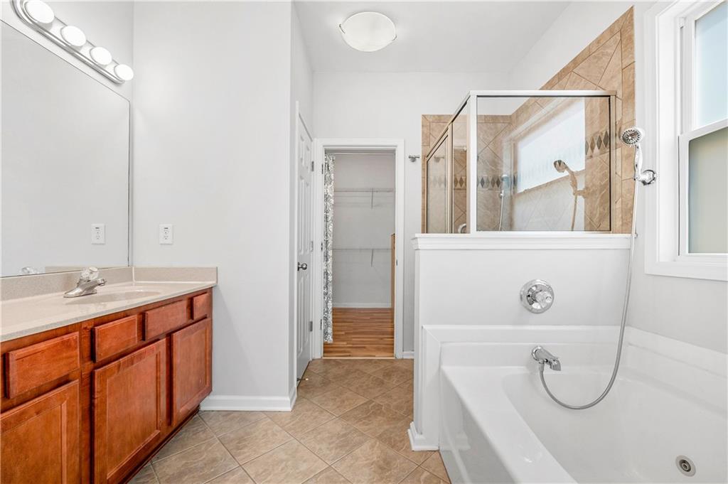 2113 Worrall Hill Drive Property Photo 25