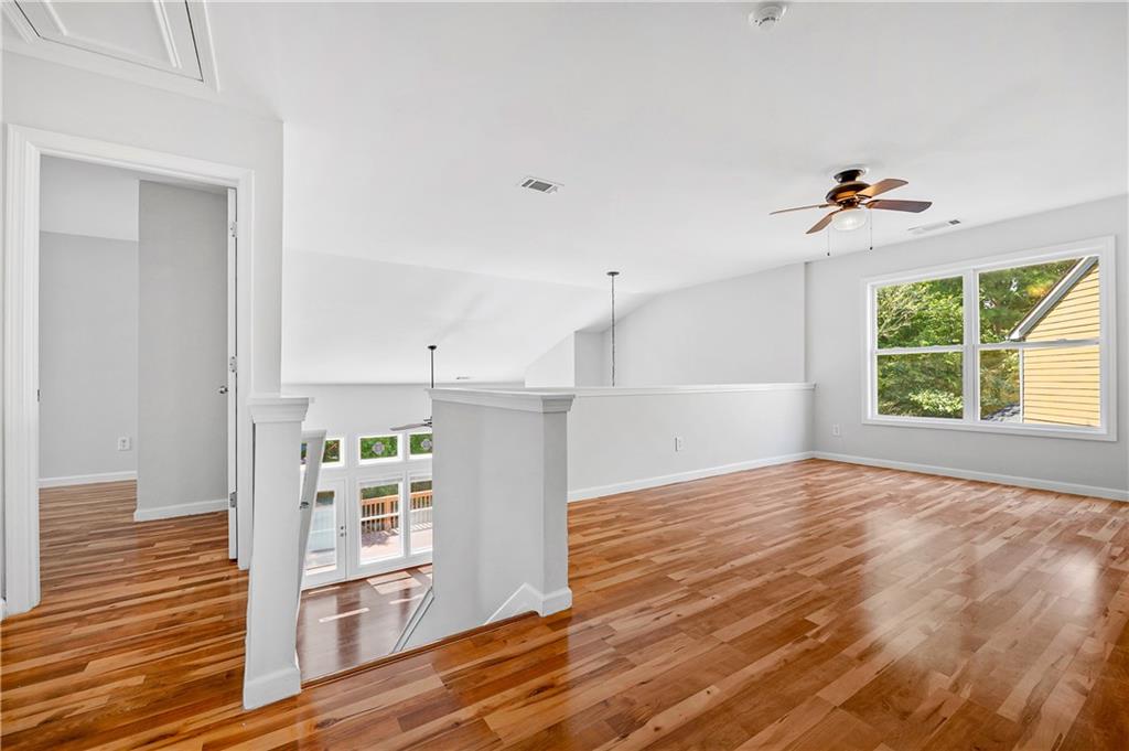 2113 Worrall Hill Drive Property Photo 32