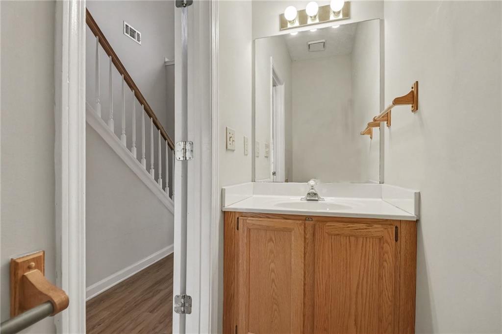 2042 Fox Hound Way Property Photo 10